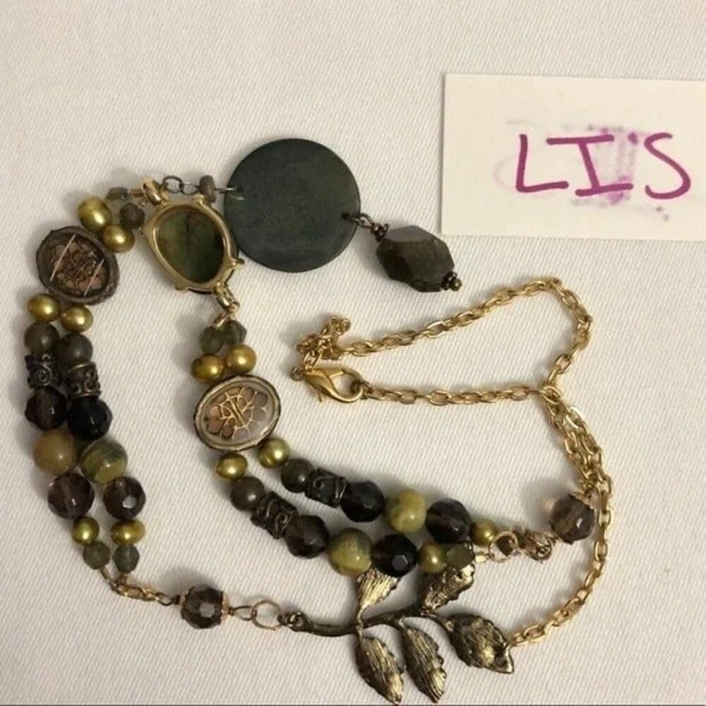 Stone Resin Beaded Pendant Necklace Neutral Tones - Picture 7 of 8